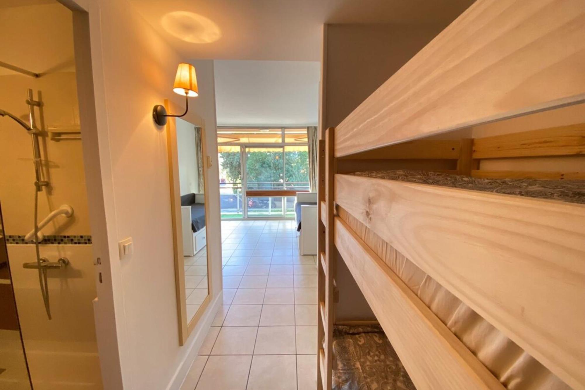 06U - Beautiful Studio In Residence - Swimming Pool And Tennis Court Saint-Laurent-du-Var Buitenkant foto